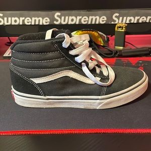 Vans off the wall kids shoes